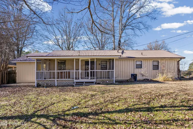 $185,000 | 165 Marbury Drive, Holly Springs, MS 38635