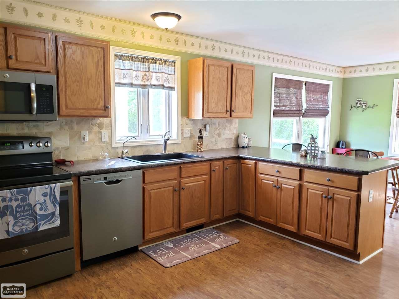 5715 Miller Road Capac, MI 48014 - Photo 7 of 18