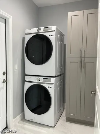 $2,500 | 132 Southwest 9th Avenue, Cape Coral, FL 33991