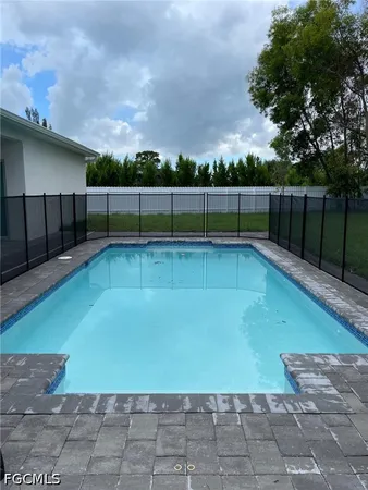 $2,500 | 132 Southwest 9th Avenue, Cape Coral, FL 33991