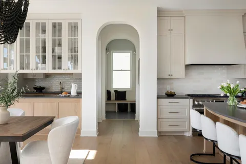 $5,500,000 | 4909 Rolling Green Parkway, Edina, MN 55436