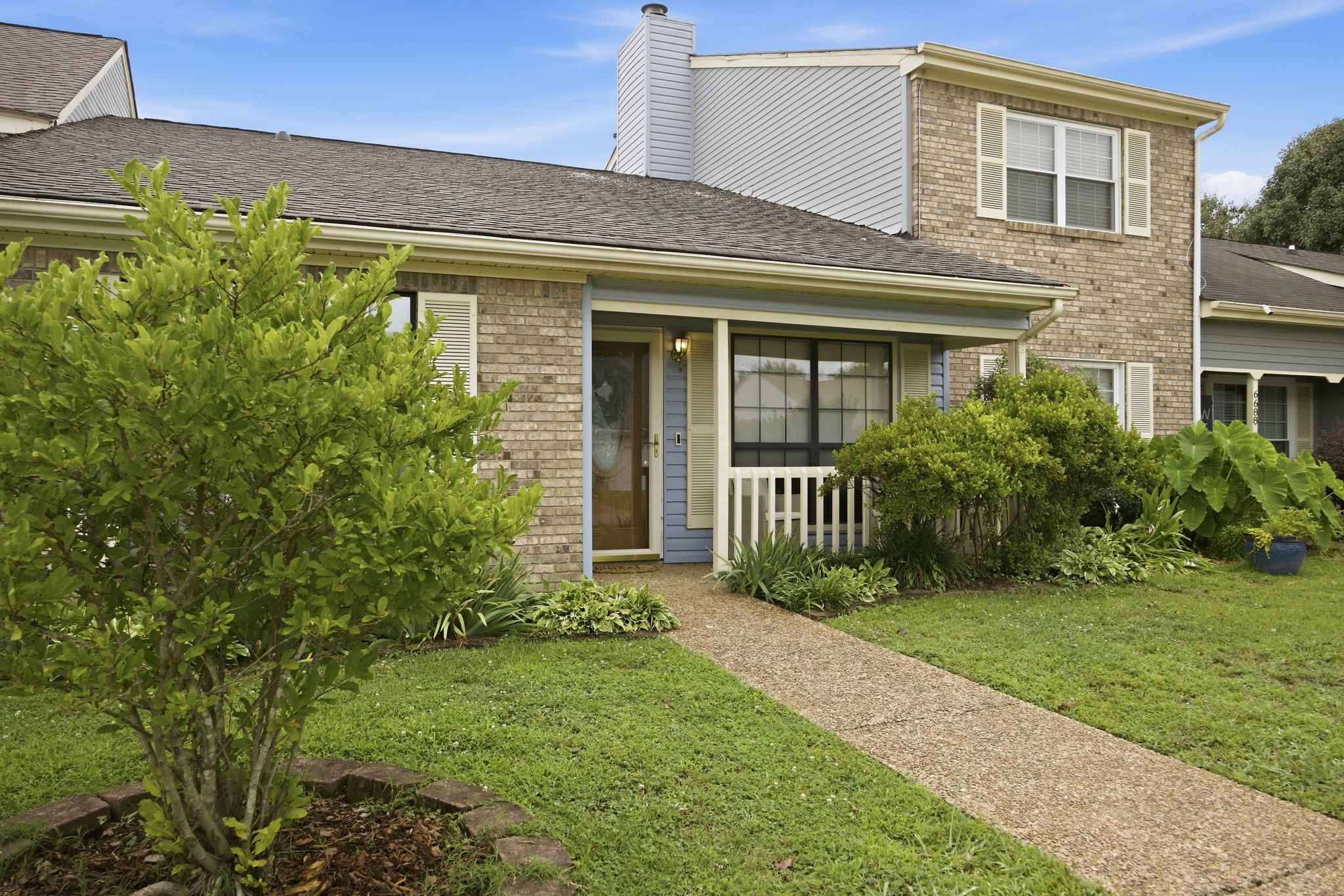 6690 Hickory Brook Road Chattanooga, TN 37421 - Photo 3 of 32