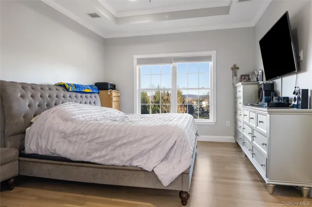 $799,999 | 5 Deangelis Drive, Monroe, NY 10950