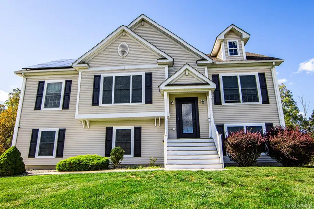 $799,999 | 5 Deangelis Drive, Monroe, NY 10950