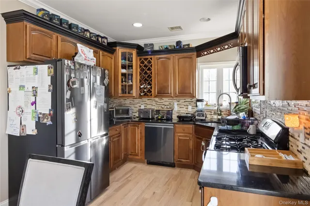 $799,999 | 5 Deangelis Drive, Monroe, NY 10950