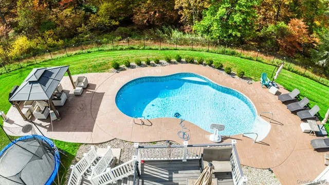 $799,999 | 5 Deangelis Drive, Monroe, NY 10950