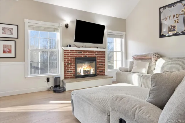 $799,999 | 5 Deangelis Drive, Monroe, NY 10950