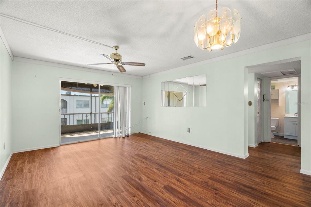 7701 Starkey Road, Unit 504 Seminole, FL 33777 - Photo 4 of 27