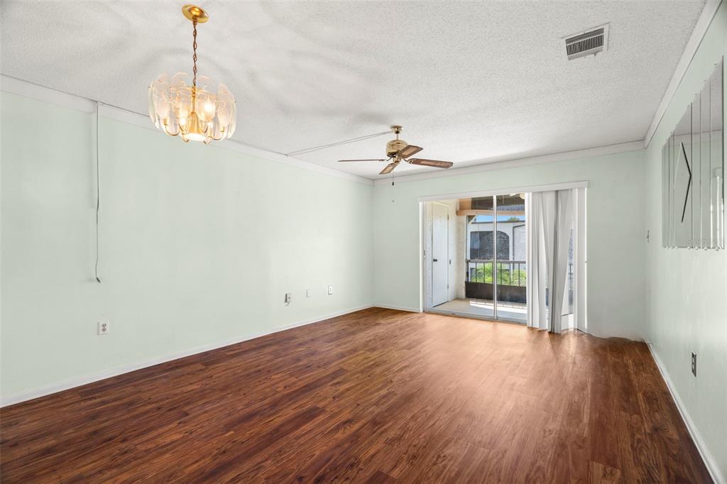 7701 Starkey Road, Unit 504 Seminole, FL 33777 - Photo 5 of 27