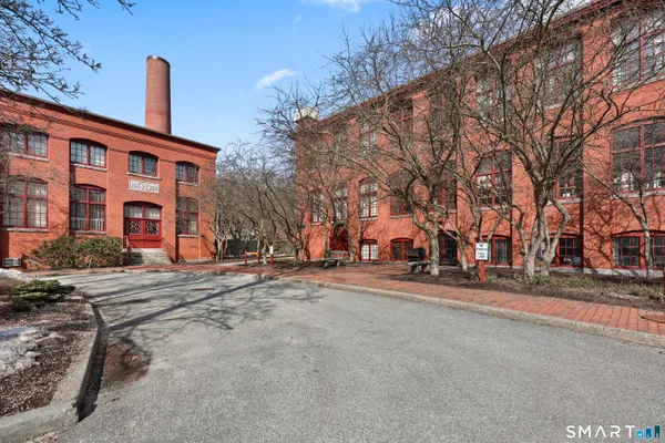 $179,900 | 839 Main Street, Unit 40, Torrington, CT 06790