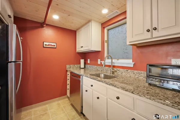 $179,900 | 839 Main Street, Unit 40, Torrington, CT 06790