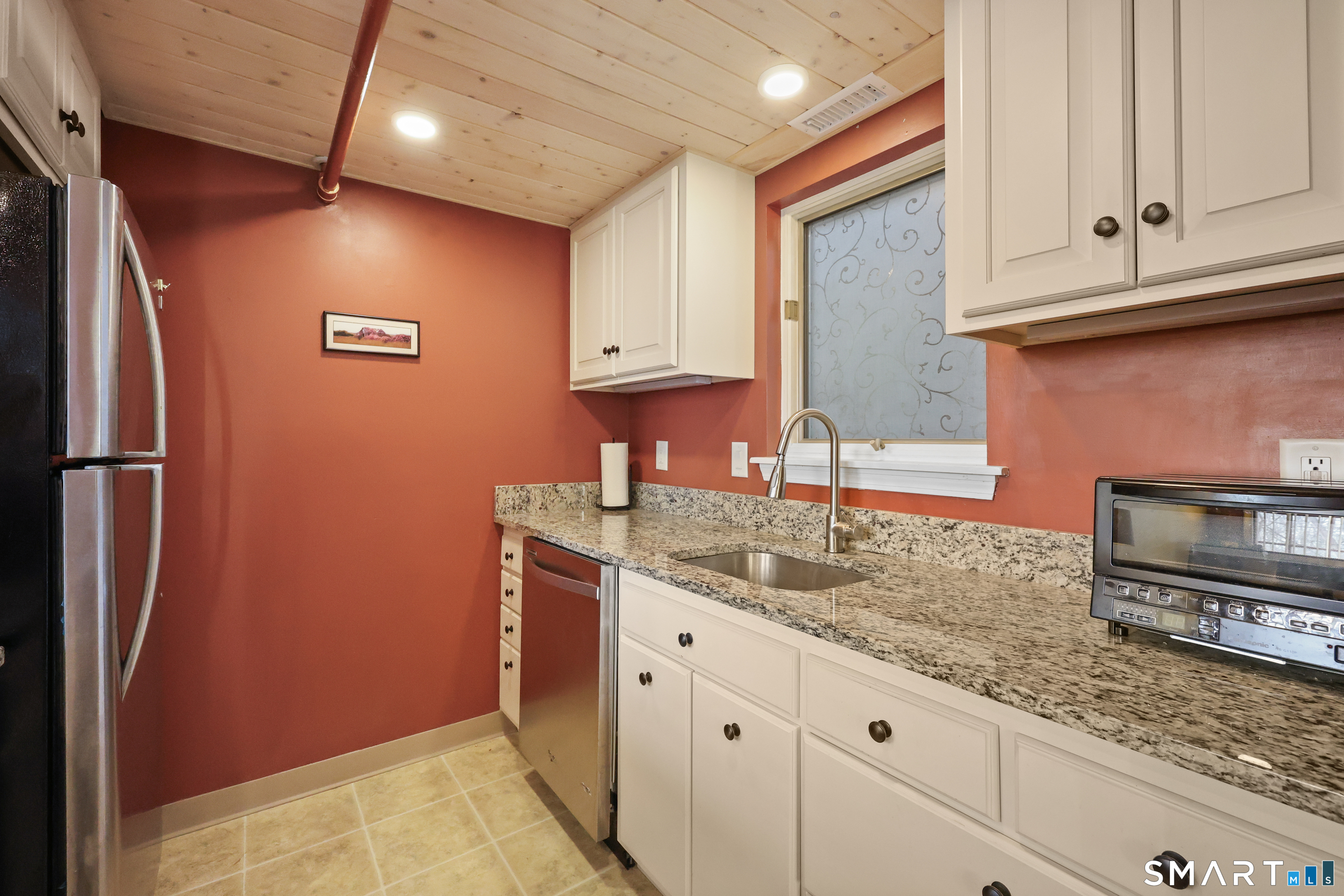 839 Main Street, Unit 40 Torrington, CT 06790 - Photo 9 of 28