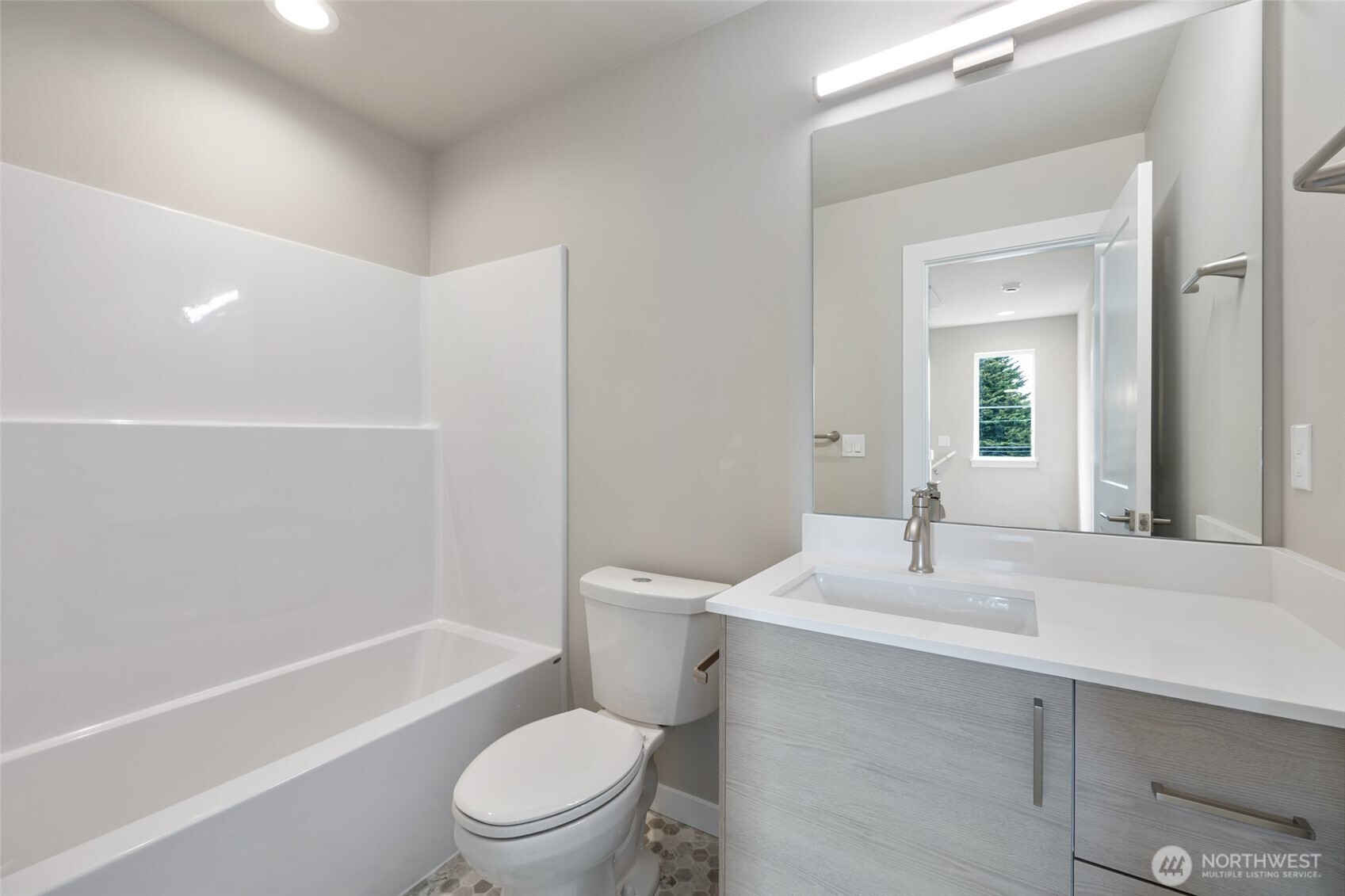 7925 230th Street Southwest, Unit A1 Edmonds, WA 98026 - Photo 14 of 18