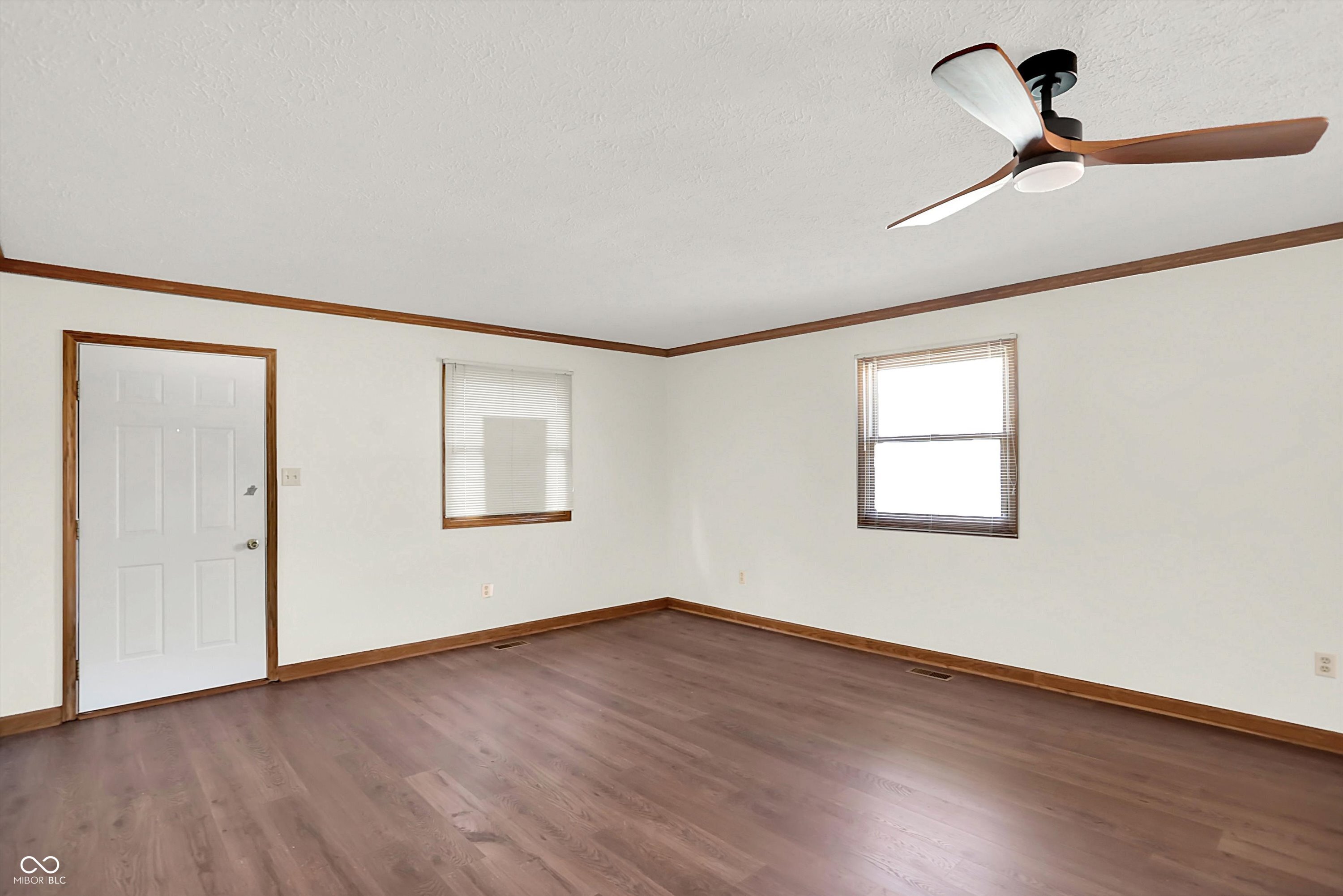 509 East Main Street Brownsburg, IN 46112 - Photo 4 of 47