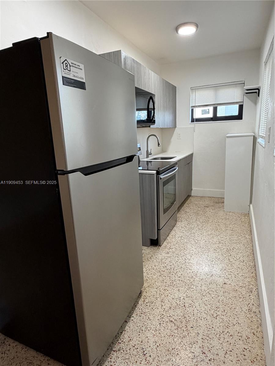 600 Southwest 10th Street, Unit 2 Miami, FL 33130 - Photo 2 of 8