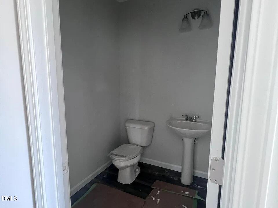 2455 Kasota Lane Raleigh, NC 27610 - Photo 25 of 35 f6dcf4fbae7680810b32dab5bc992317-cc_ft_9