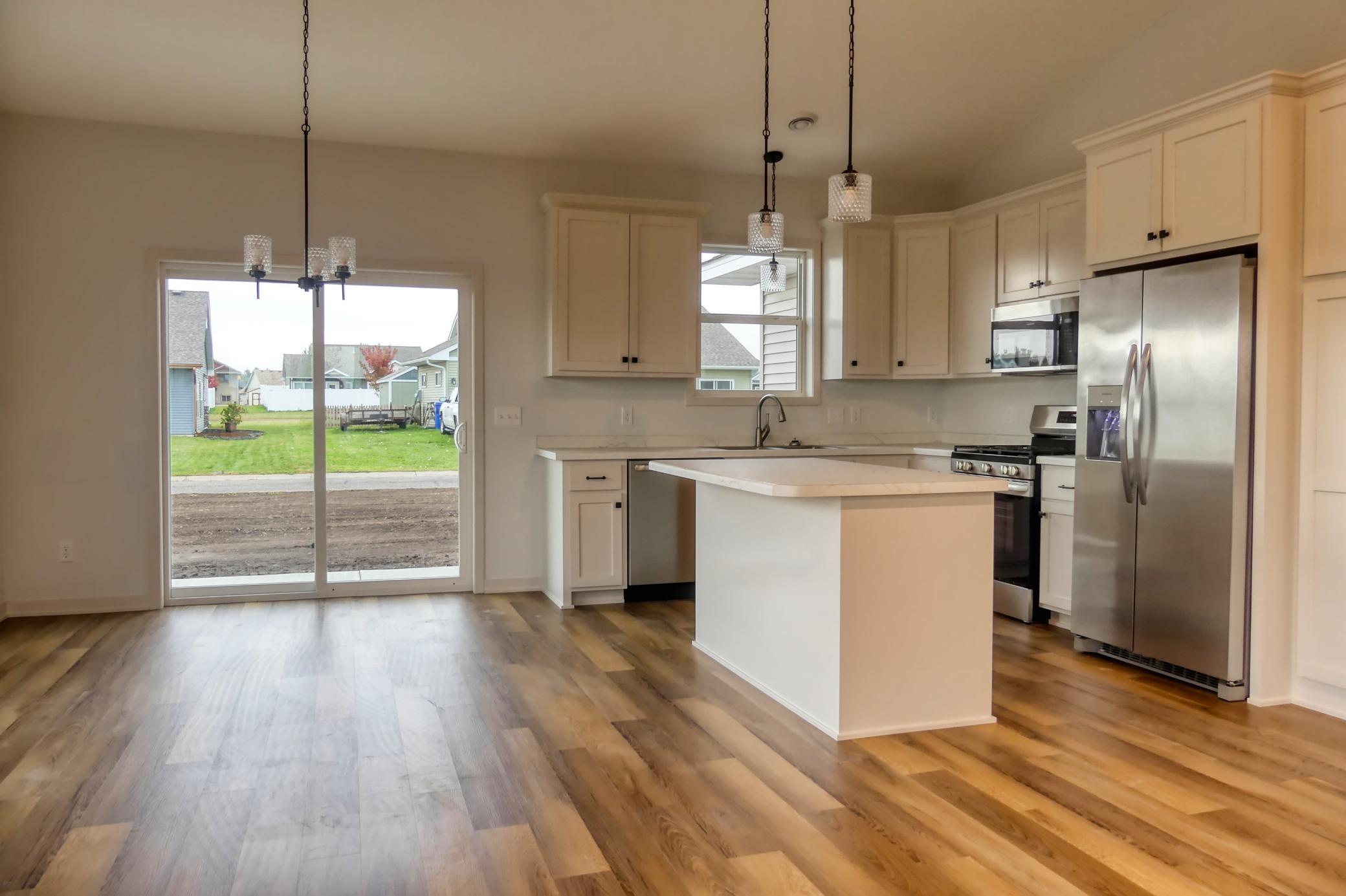 260 Spring Street Osceola, WI 54020 - Photo 5 of 21