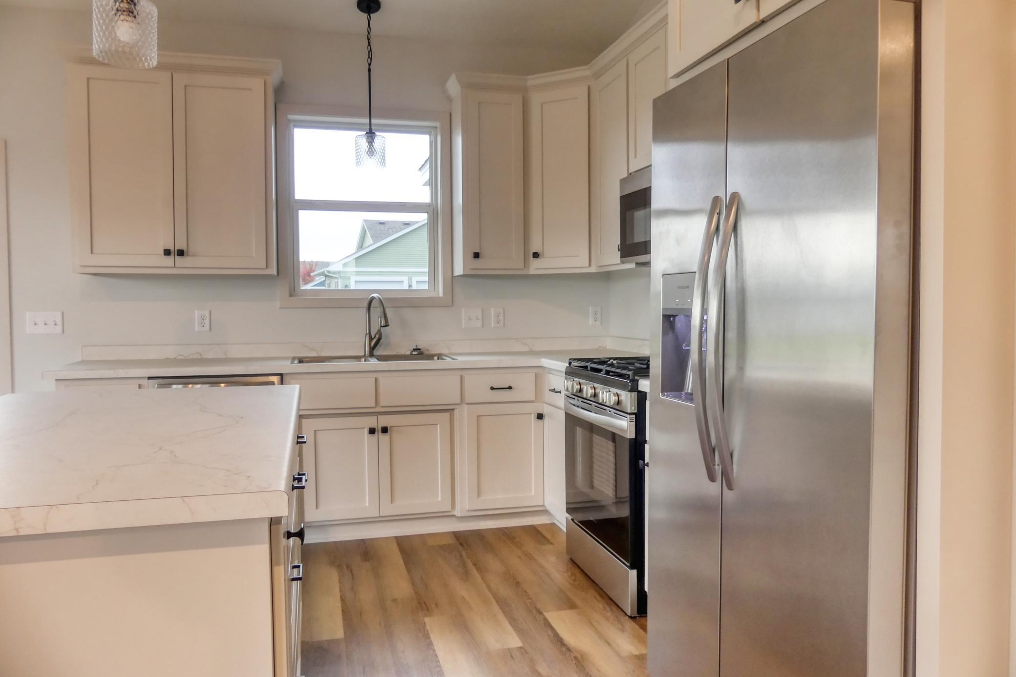 260 Spring Street Osceola, WI 54020 - Photo 7 of 21