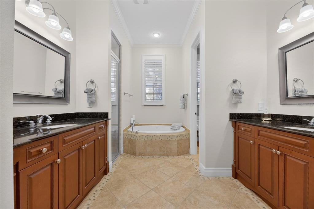 613 Balibay Road Apollo Beach, FL 33572 - Photo 24 of 99