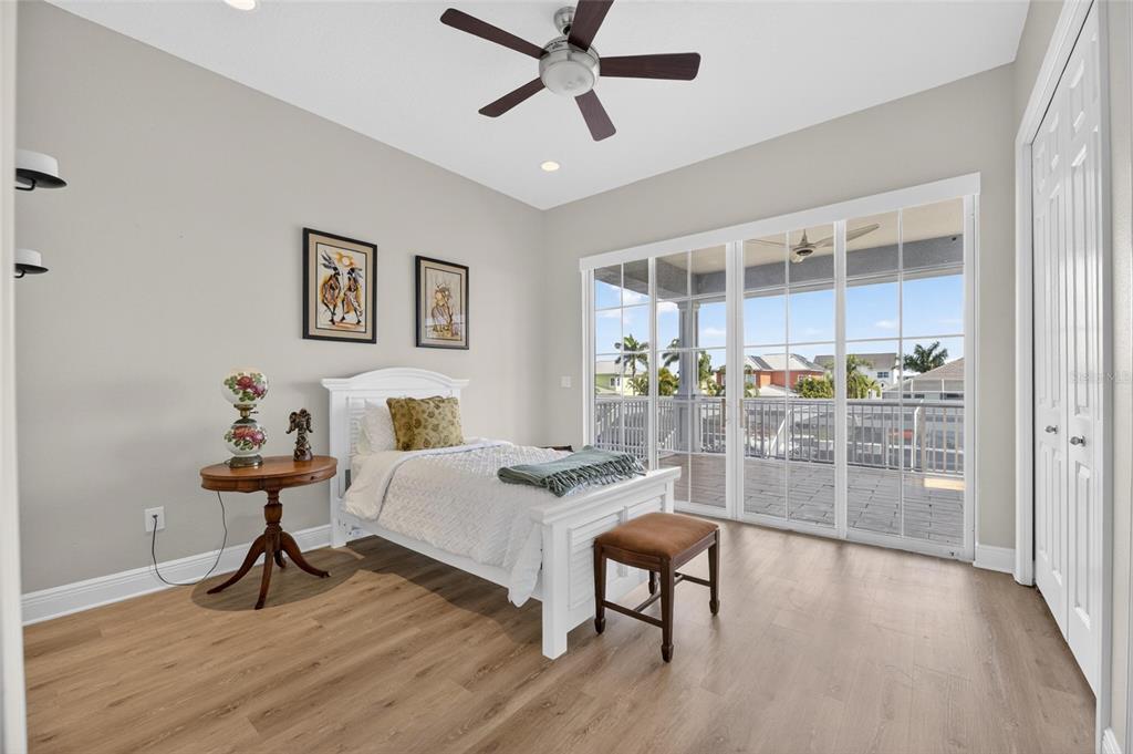 613 Balibay Road Apollo Beach, FL 33572 - Photo 39 of 99