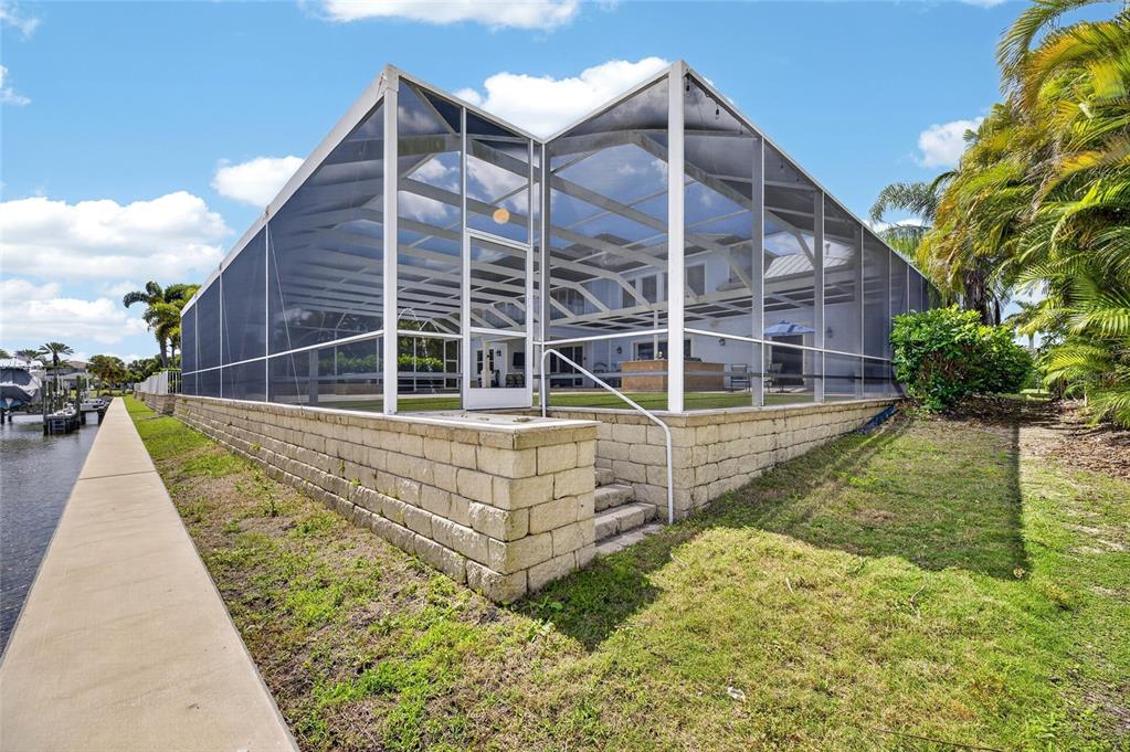 613 Balibay Road Apollo Beach, FL 33572 - Photo 62 of 99