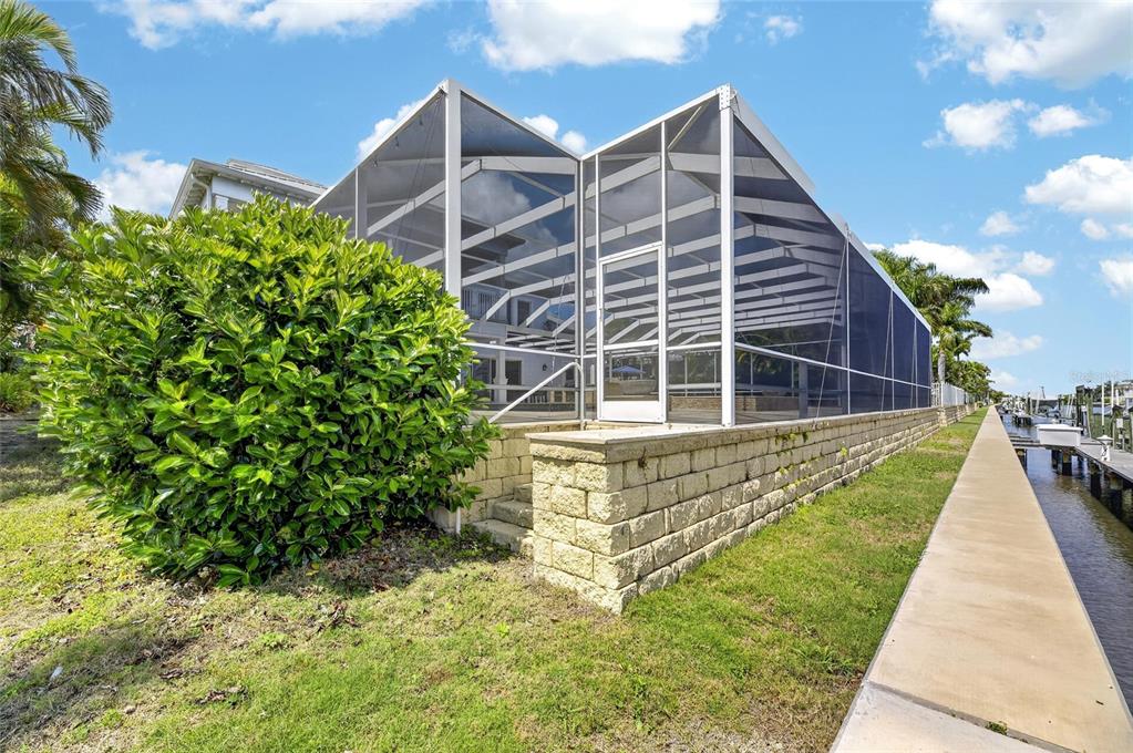 613 Balibay Road Apollo Beach, FL 33572 - Photo 63 of 99