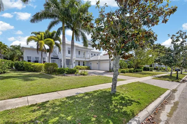 $1,999,000 | 613 Balibay Road, Apollo Beach, FL 33572