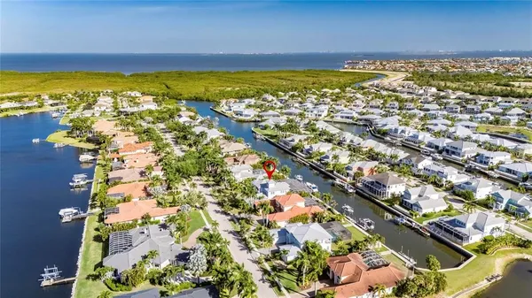 $1,999,000 | 613 Balibay Road, Apollo Beach, FL 33572