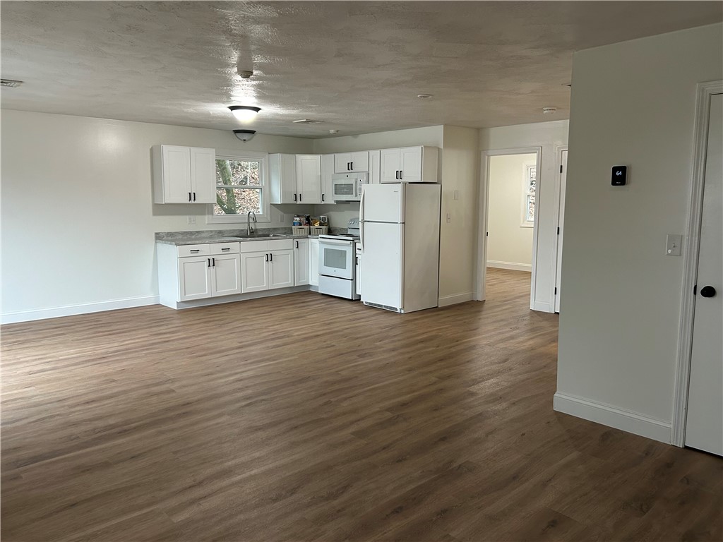 304 Front Street, Unit 2R Lincoln, RI 02865 - Photo 3 of 15 Kitchen/Dining/Living
Area
