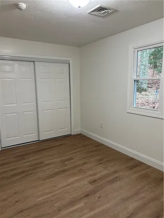$2,000 | 304 Front Street, Unit 2R, Lincoln, RI 02865