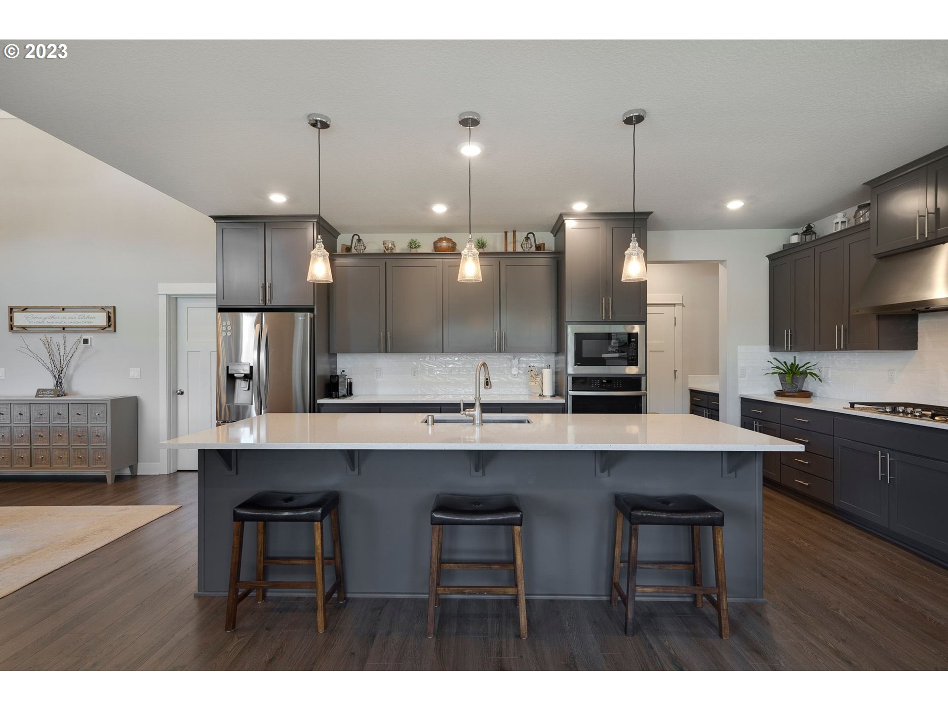 4749 South 16th Drive Ridgefield, WA 98642 - Photo 11 of 40 Kitchen