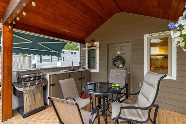 $189,900 | 2330 Edmonds Road, Galax, VA 24333