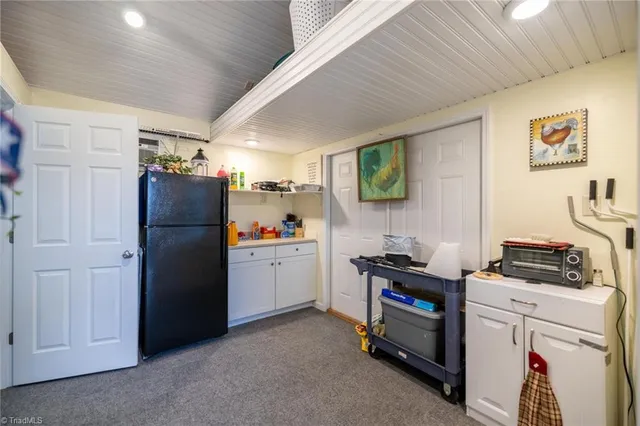 $189,900 | 2330 Edmonds Road, Galax, VA 24333