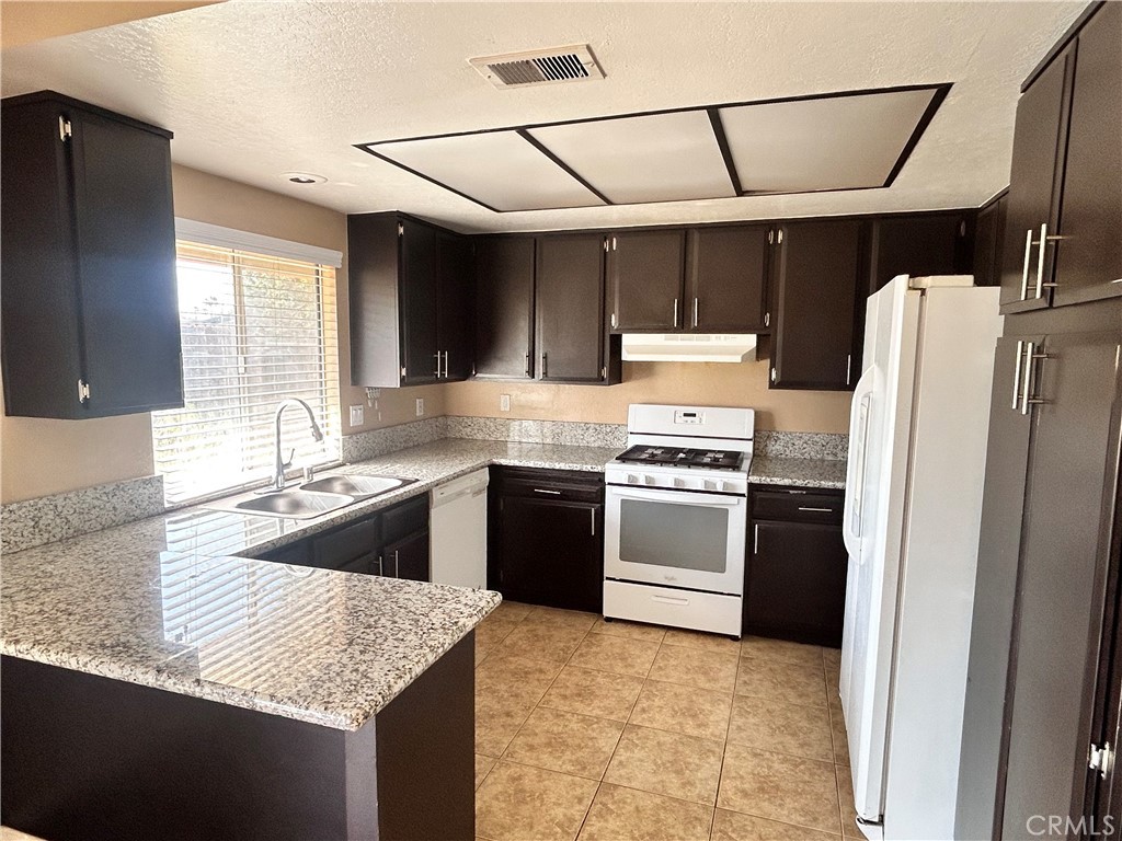 13821 Ramsdell Drive Moreno Valley, CA 92553 - Photo 5 of 19