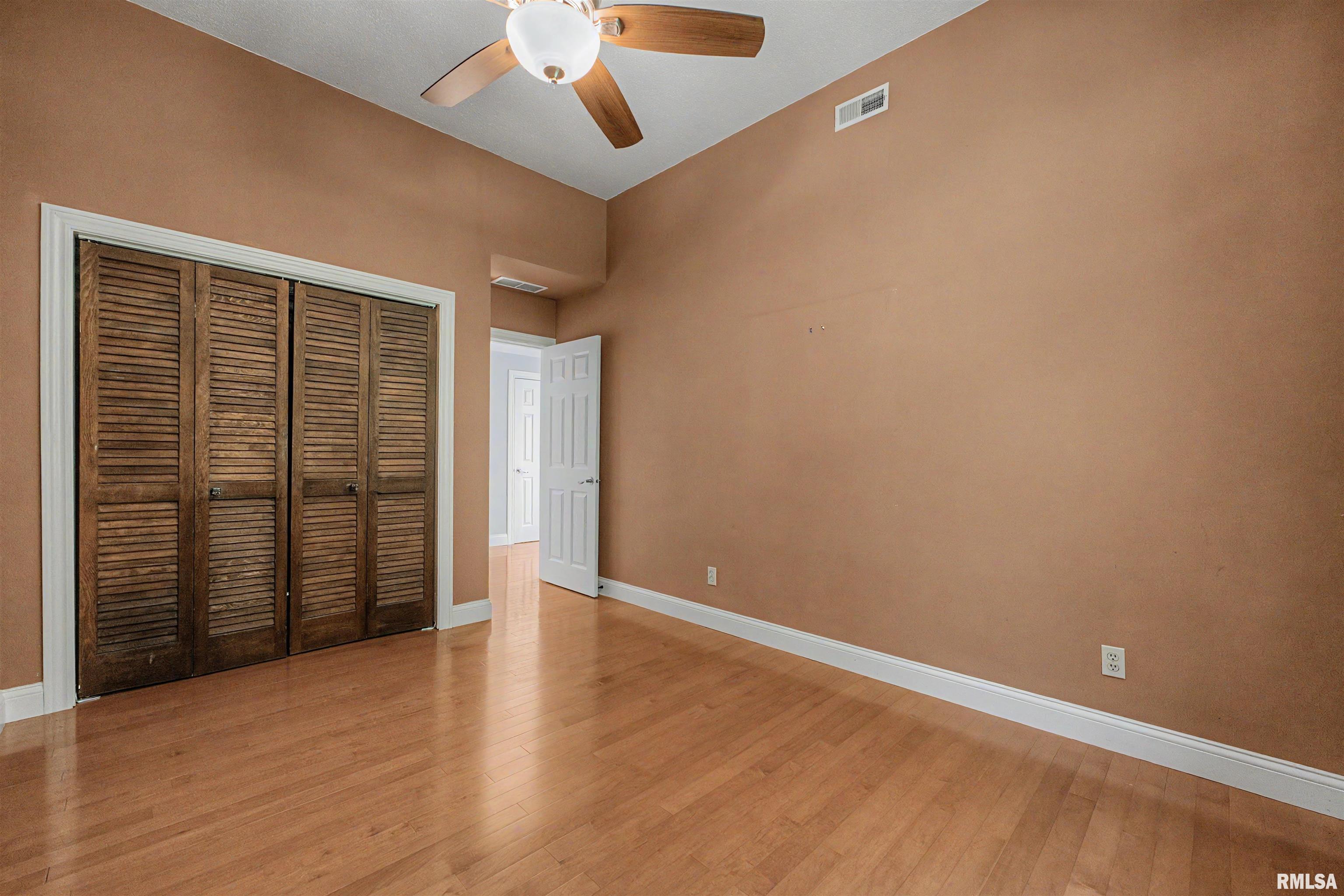 5388 Smith Road Pleasant Plains, IL 62677 - Photo 24 of 69 Gallery Image 24
