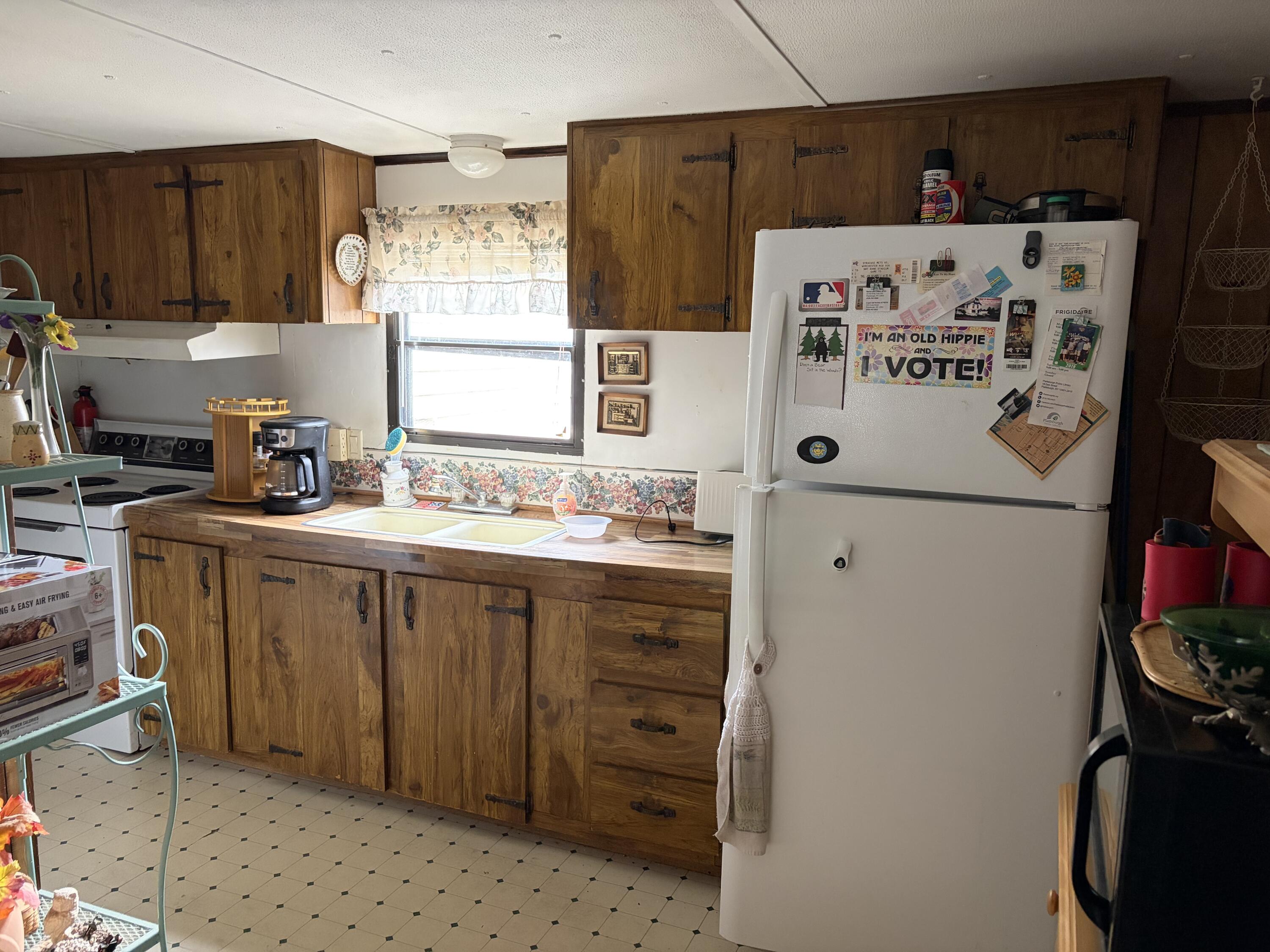 4 Labarge Drive Plattsburgh, NY 12901 - Photo 9 of 18