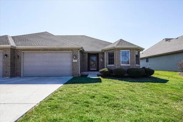 $390,000 | 315 Louisa Street North, Shorewood, IL 60404