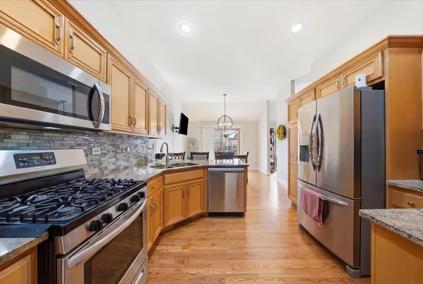 $390,000 | 315 Louisa Street North, Shorewood, IL 60404