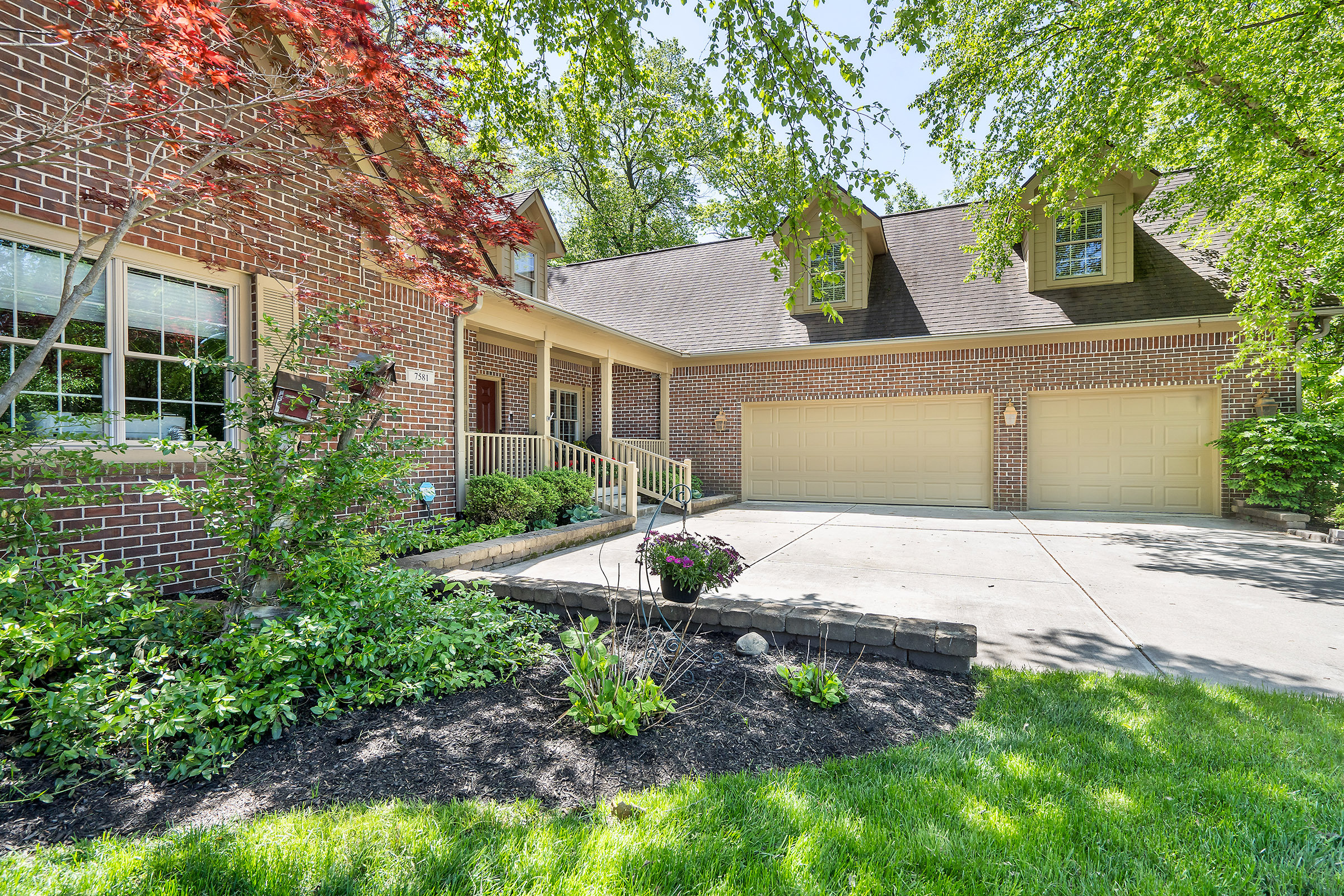 7581 Sloop Circle Fishers, IN 46038 - Photo 4 of 44