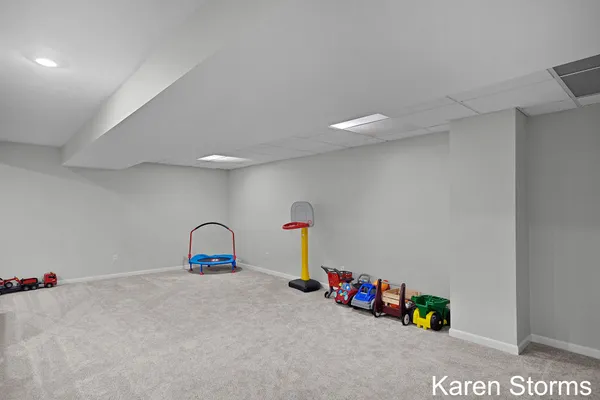 $410,000 | 7362 Windgate Drive, Jenison, MI 49428