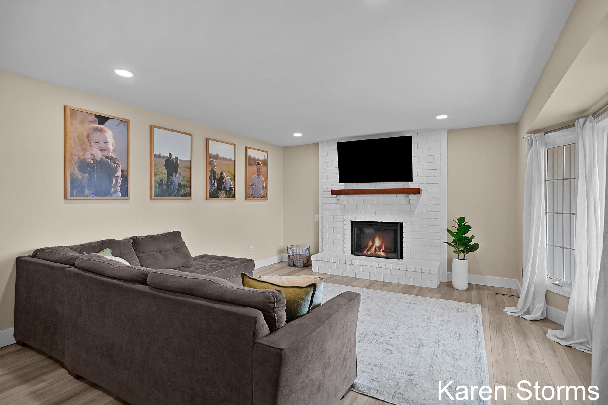 7362 Windgate Drive Jenison, MI 49428 - Photo 6 of 40 _CR_0423