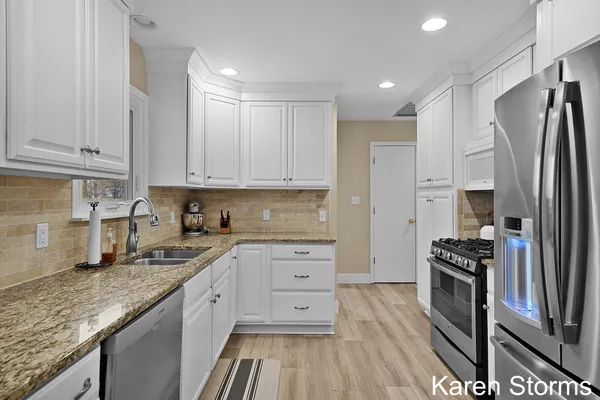 $410,000 | 7362 Windgate Drive, Jenison, MI 49428