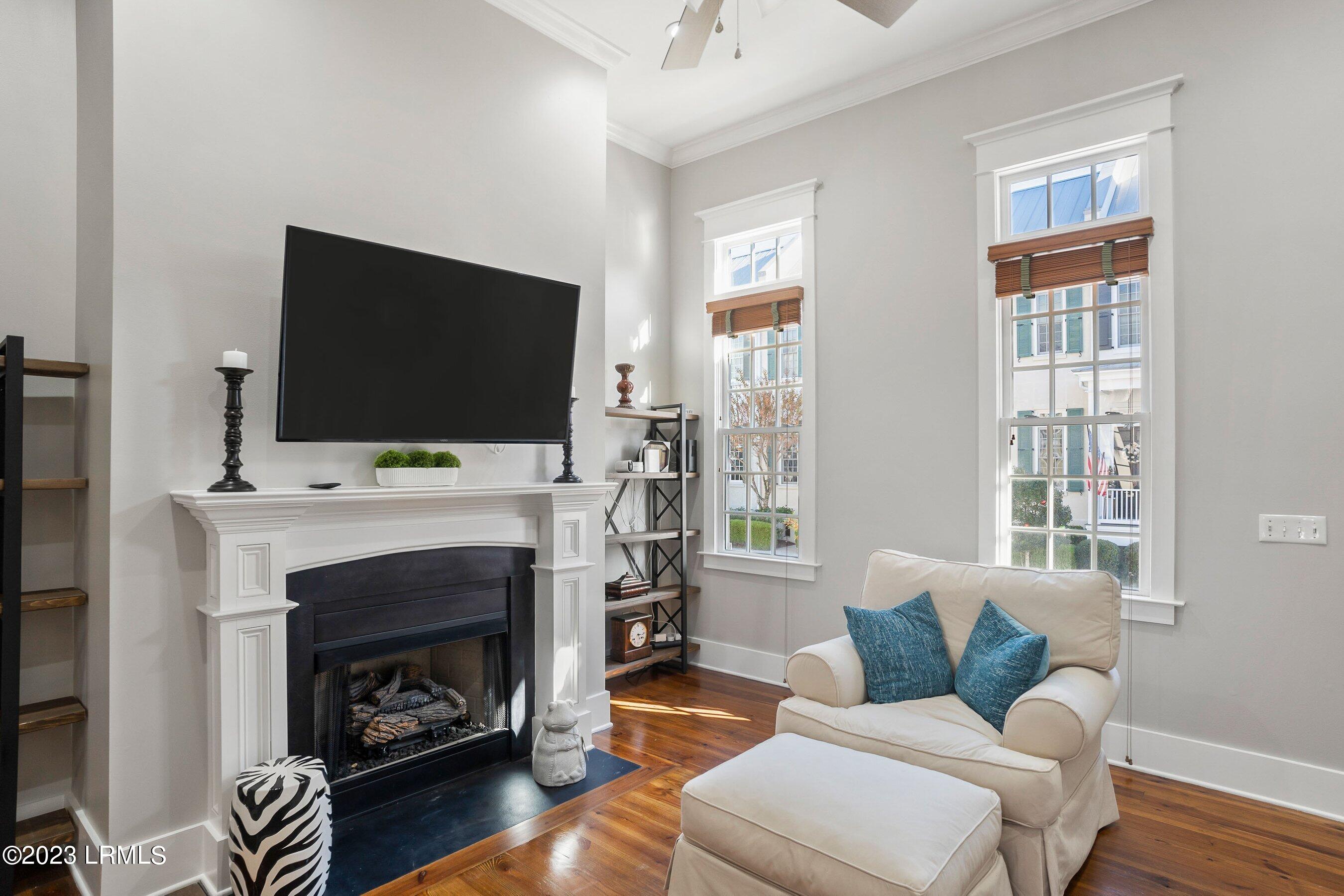 14 Assembly Row, Unit B Beaufort, SC 29906 - Photo 6 of 42 DSC08363-25-1.jpg-SMALL