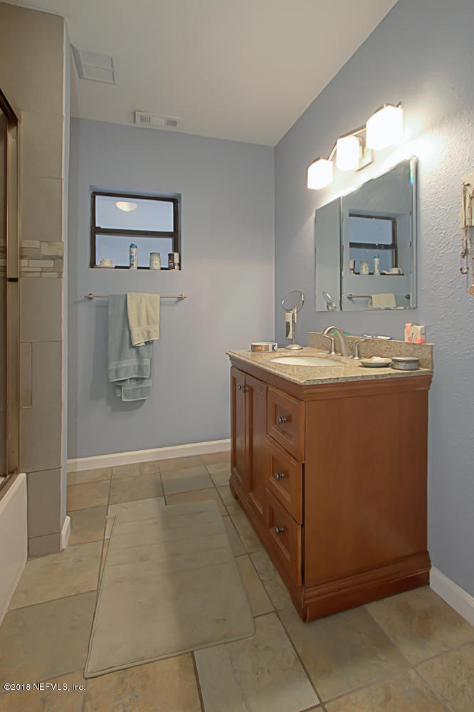 162 Nautilus Road St. Augustine, FL 32086 - Photo 21 of 25 Master Bath