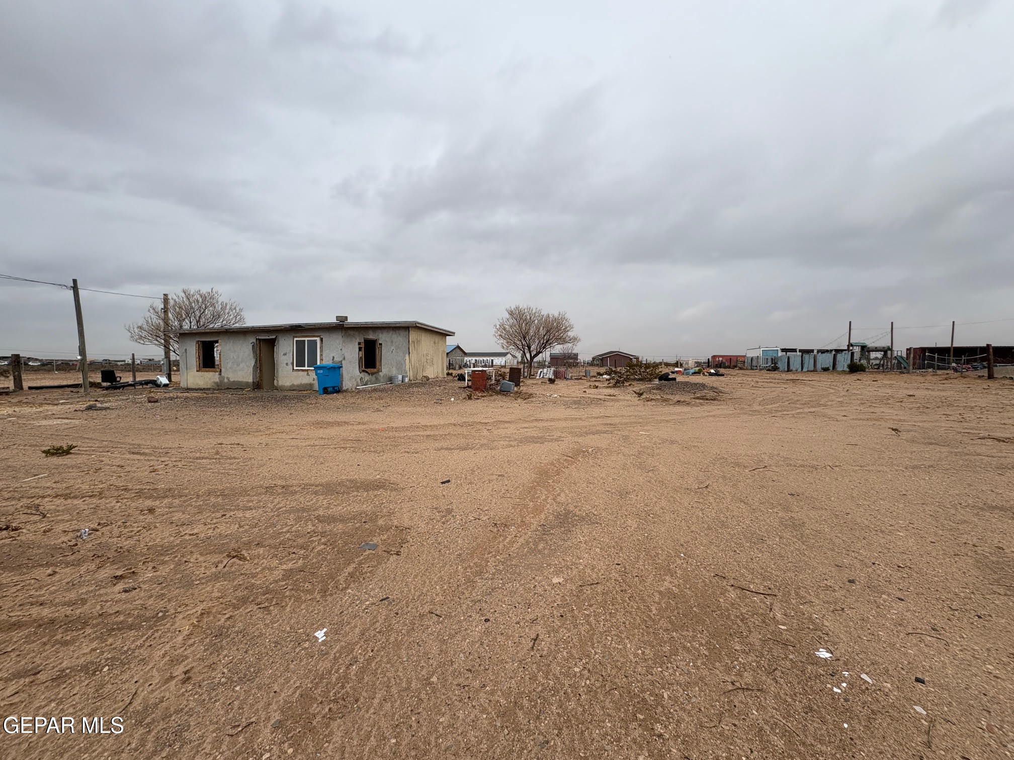 15551 Lowell Road El Paso, TX 79928 - Photo 3 of 11 2