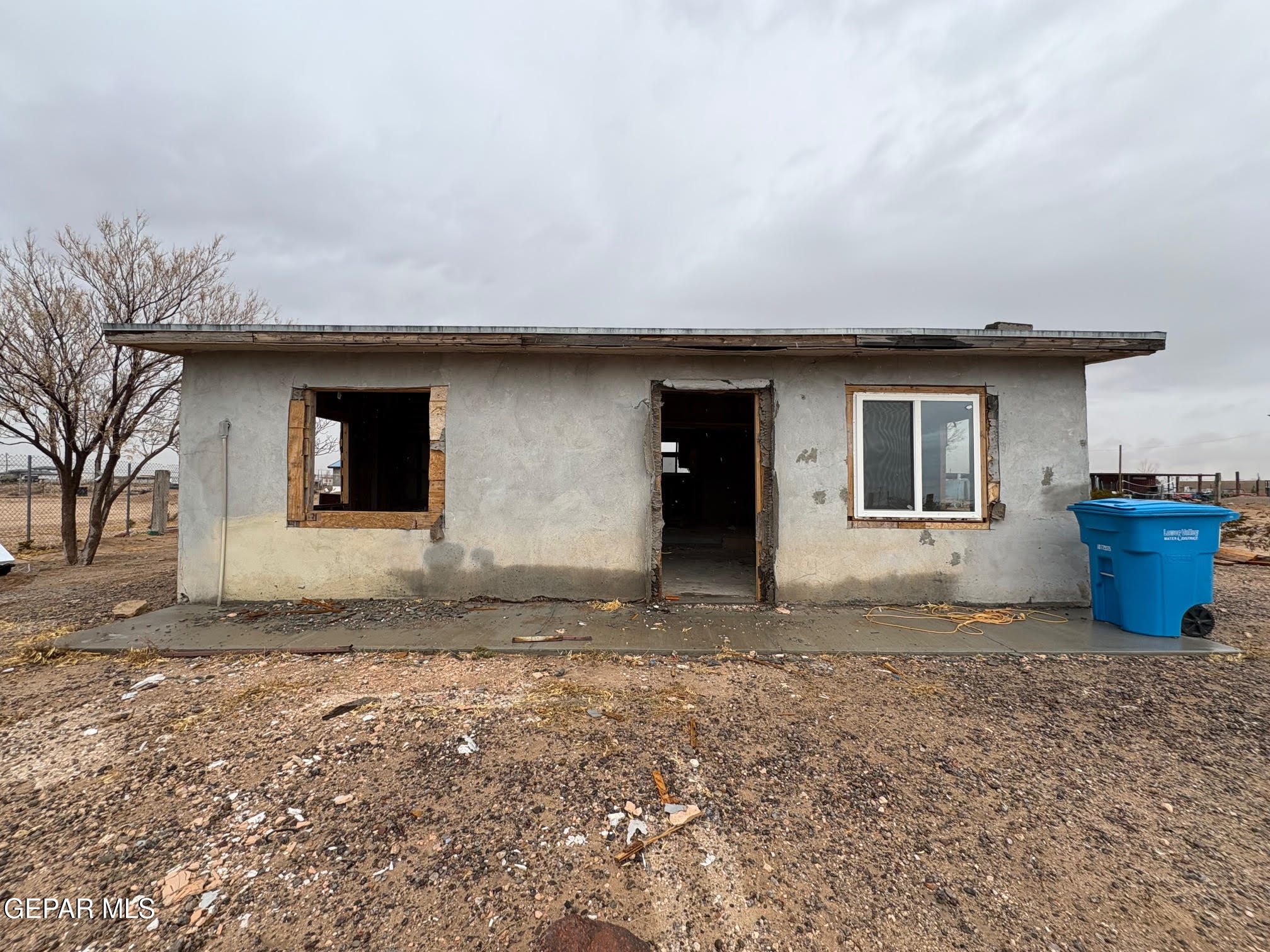 15551 Lowell Road El Paso, TX 79928 - Photo 4 of 11 3