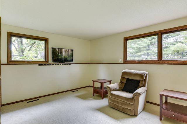 9728 Oxborough Road Bloomington, MN 55437 - Photo 19 of 21 Gallery Image 19