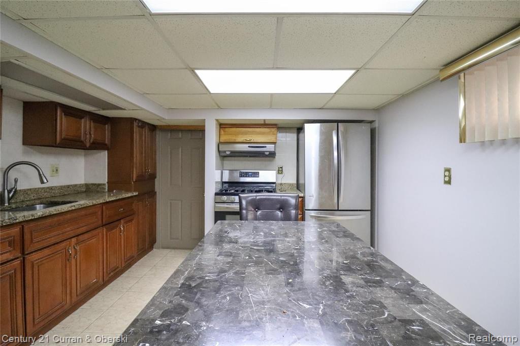 7501 Miller Road Dearborn, MI 48126 - Photo 17 of 25