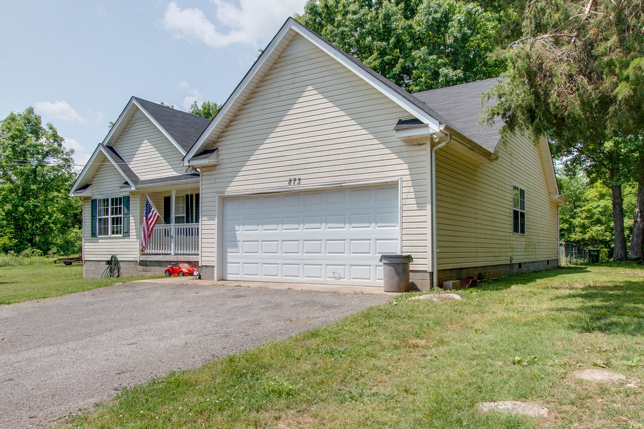 873 Longview Road Shelbyville, TN 37160 - Photo 3 of 23 Gallery Image 3