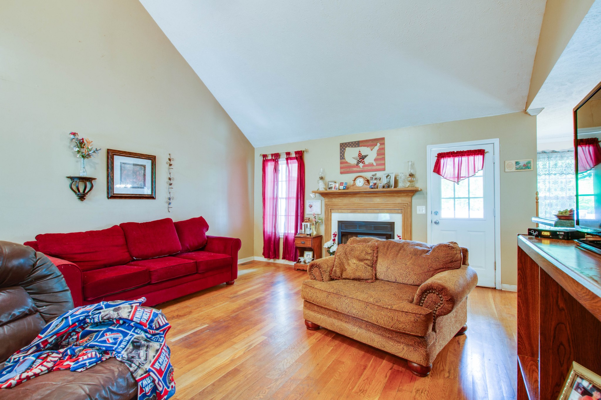 873 Longview Road Shelbyville, TN 37160 - Photo 6 of 23 Gallery Image 6